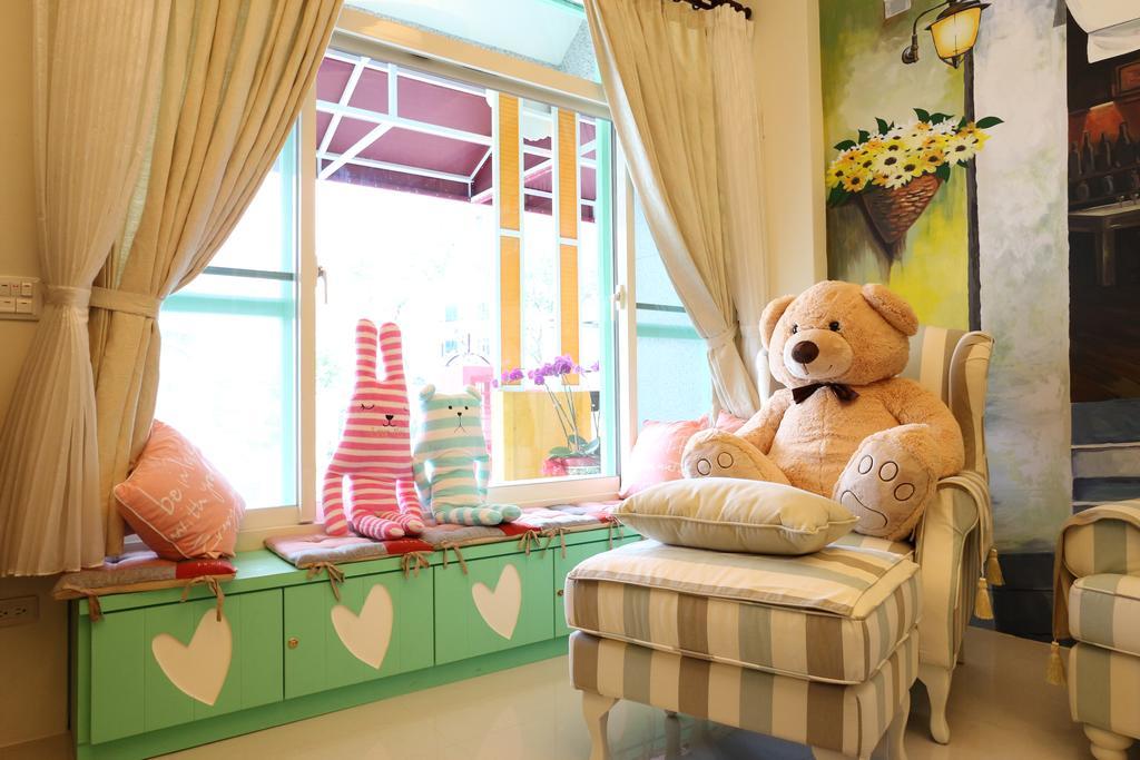 Aunt'S Bed And Breakfast T'ai-tung Buitenkant foto