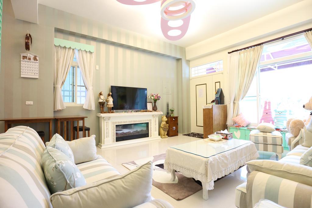 Aunt'S Bed And Breakfast T'ai-tung Buitenkant foto